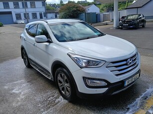 2014 - Hyundai Santa Fe Manual