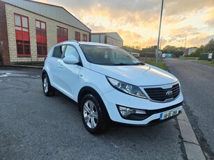 2014 - Kia Sportage Manual