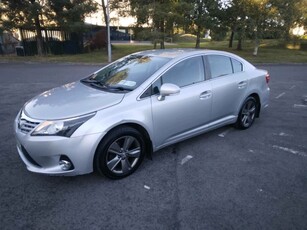 2014 - Toyota Avensis Manual