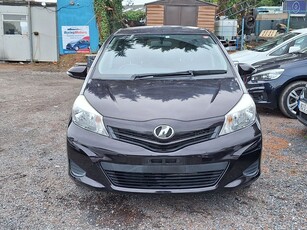 2014 - Toyota Vitz Automatic