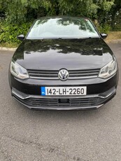 2014 - Volkswagen Polo Automatic