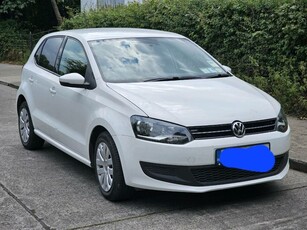 2014 - Volkswagen Polo Automatic