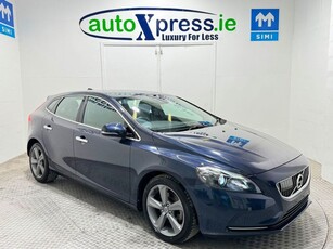 2014 - Volvo V40 Automatic