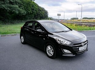 2015 - Hyundai i30 Manual