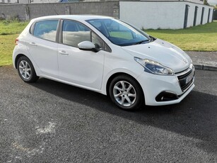 2015 - Peugeot 208 Manual