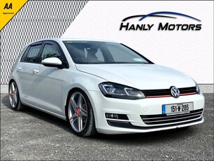 2015 - Volkswagen Golf Manual