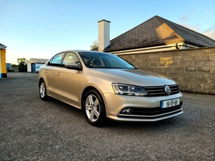 2015 - Volkswagen Jetta Manual