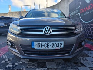 2015 - Volkswagen Tiguan Manual