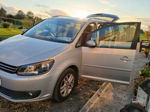 2015 - Volkswagen Touran Manual