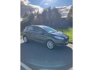 2016 - Ford Fiesta Manual