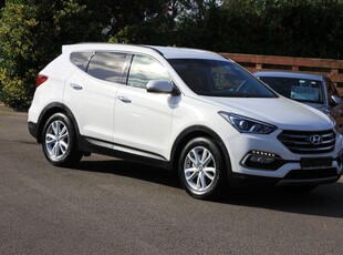 2016 - Hyundai Santa Fe Automatic