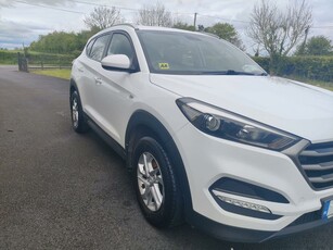 2016 - Hyundai Tucson Manual