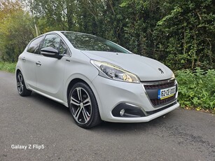 2016 - Peugeot 208 Manual