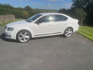 2016 - Skoda Octavia Manual