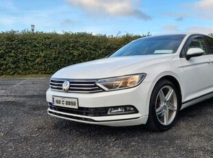 2016 - Volkswagen Passat Manual