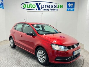 2016 - Volkswagen Polo Automatic