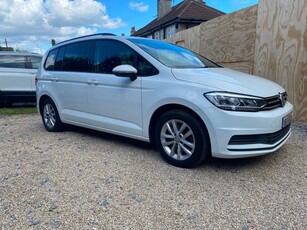 2016 - Volkswagen Touran Automatic