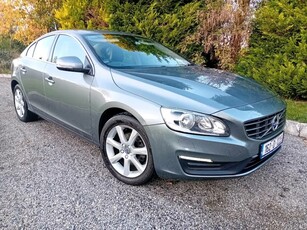 2016 - Volvo S60 Manual