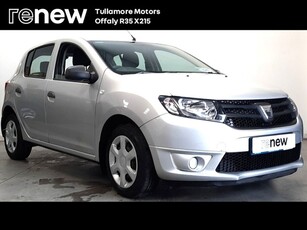 2017 - Dacia Sandero Manual