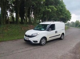 2017 - Fiat Doblo Manual