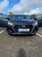 2017 - Hyundai i40 Manual