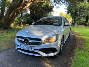 2017 - Mercedes-Benz CLA-Class Manual