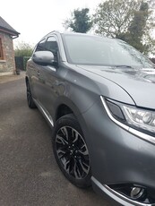 2017 - Mitsubishi Outlander Automatic