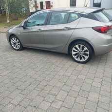 2017 - Opel Astra Manual