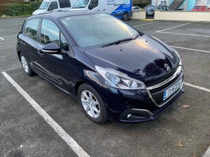 2017 - Peugeot 208 Manual