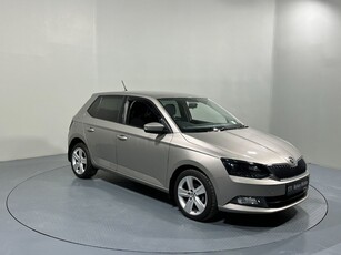 2017 - Skoda Fabia Manual