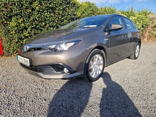 2017 - Toyota Auris Automatic