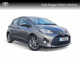 2017 - Toyota Yaris Manual