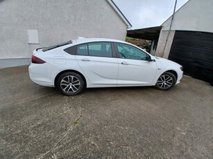 2017 - Vauxhall Insignia ---