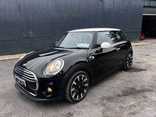 2018 - Mini Cooper Manual