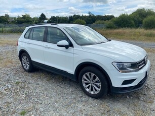 2018 - Volkswagen Tiguan Manual