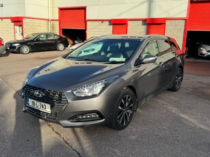 2019 - Hyundai i40 Manual