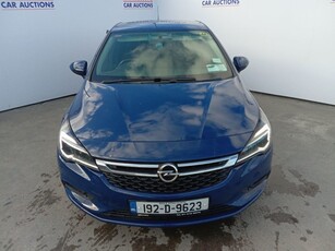 2019 - Opel Astra Manual