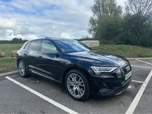 2020 - Audi e-tron Automatic