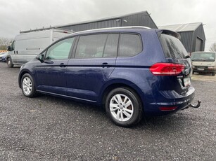 2020 - Volkswagen Touran Automatic