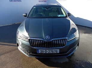 2021 - Skoda Superb Manual