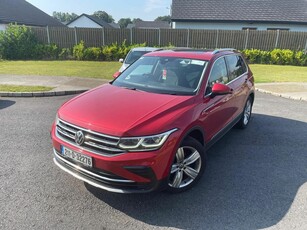 2021 - Volkswagen Tiguan Manual