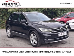 2021 - Volkswagen Tiguan Manual