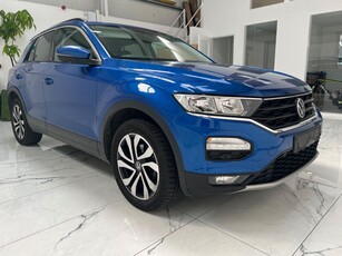 2022 - Volkswagen T-Roc Manual