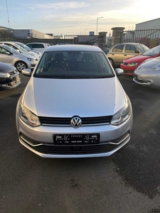 2015 - Volkswagen Polo Automatic