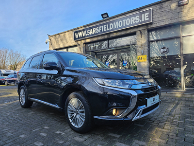 2018 (182) Mitsubishi Outlander