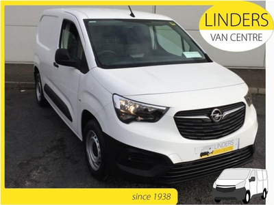 2024 (241) Opel Combo