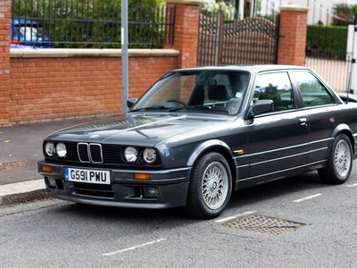 1990 - BMW 3-Series Manual
