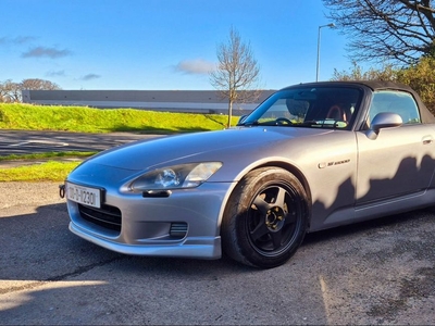 2000 - Honda S2000 ---