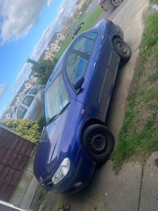 2002 - Nissan Almera Manual