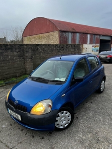 2002 - Toyota Yaris Manual